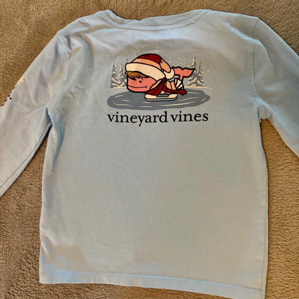 Vineyard Vines Santa Whale long sleeve tee